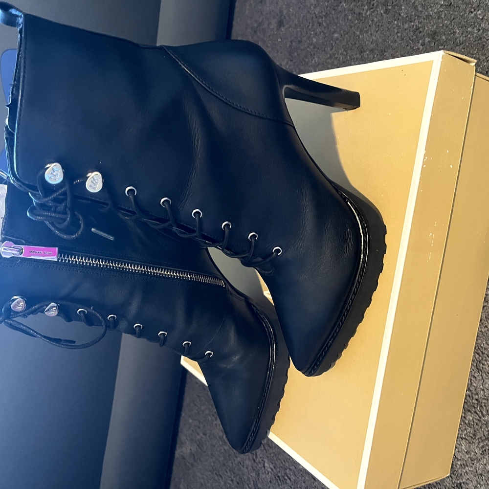 Michael Kors Black Heeled Boots - Picture 1 of 4